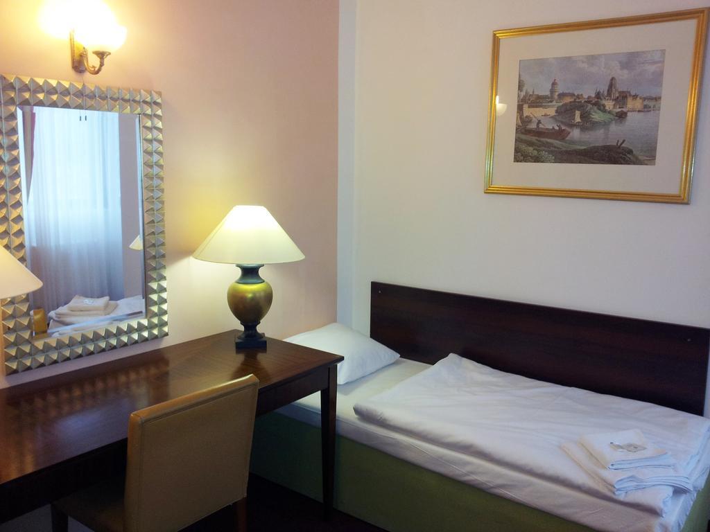 Hotel & Hostel Florian Prague Room photo
